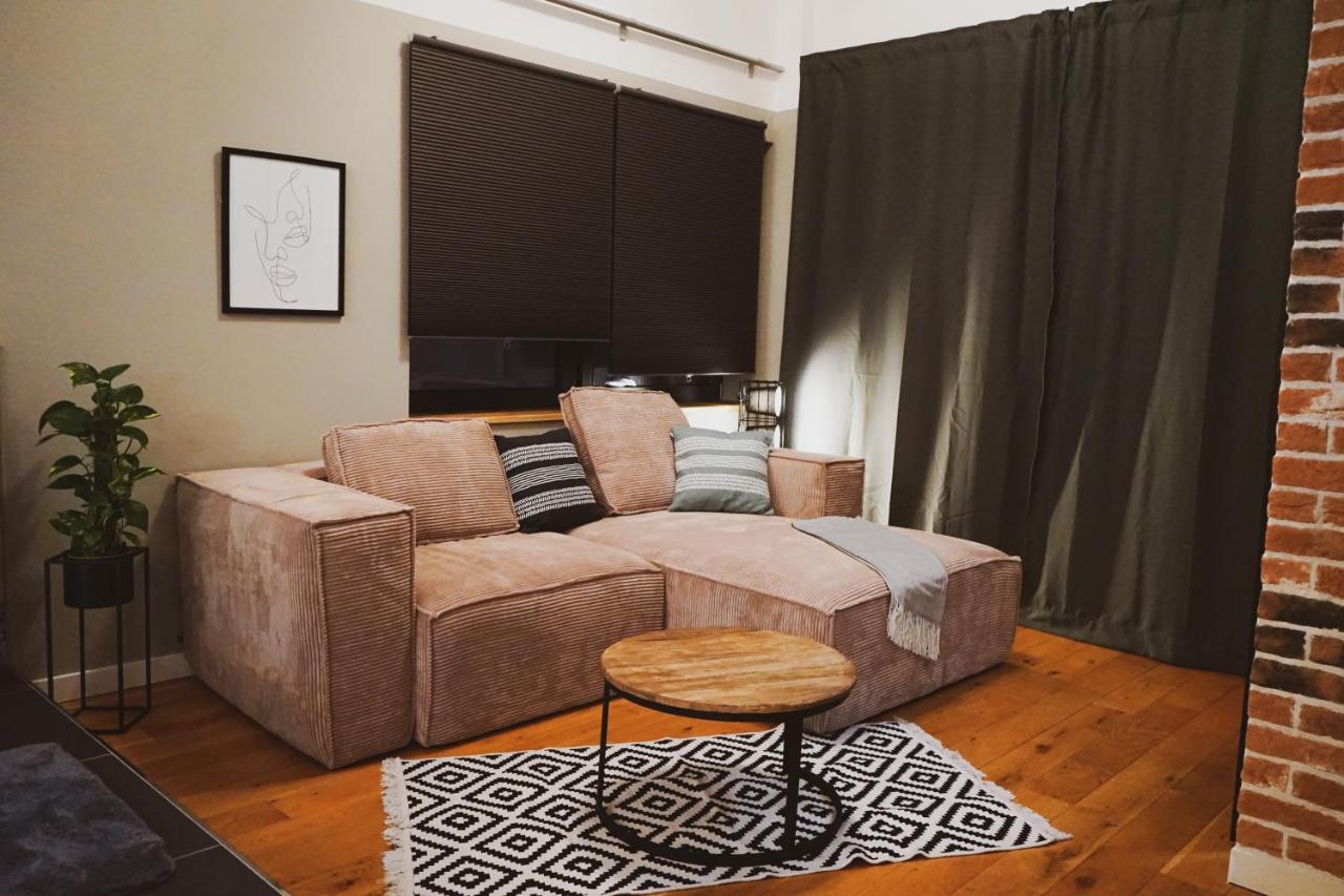 Stilvolles City-Loft Mit Privatem Whirlpool Tréveris Exterior foto
