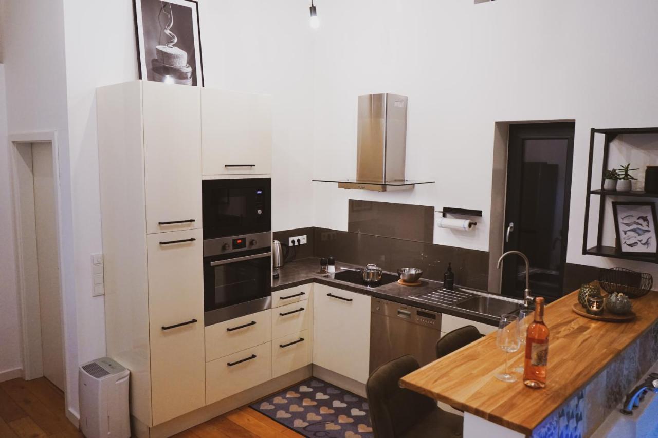 Stilvolles City-Loft Mit Privatem Whirlpool Tréveris Exterior foto