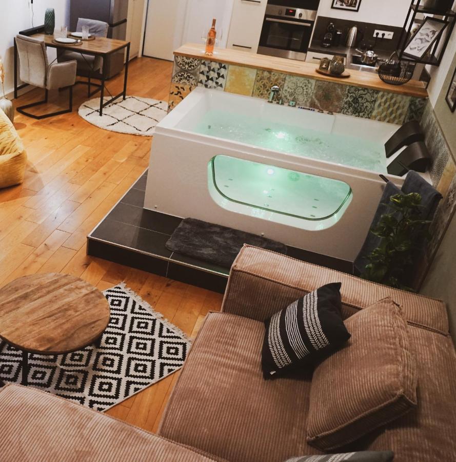 Stilvolles City-Loft Mit Privatem Whirlpool Tréveris Exterior foto